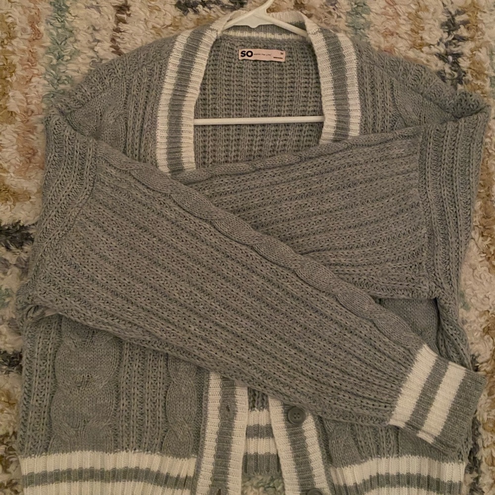 SO Women's Gray and White Striped Sweater
